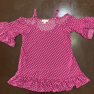 Medium three-quarter length sleeve Michael Kors women’s top.